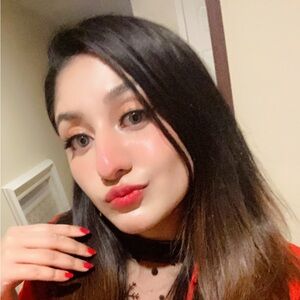 Meet your Posher, Neha